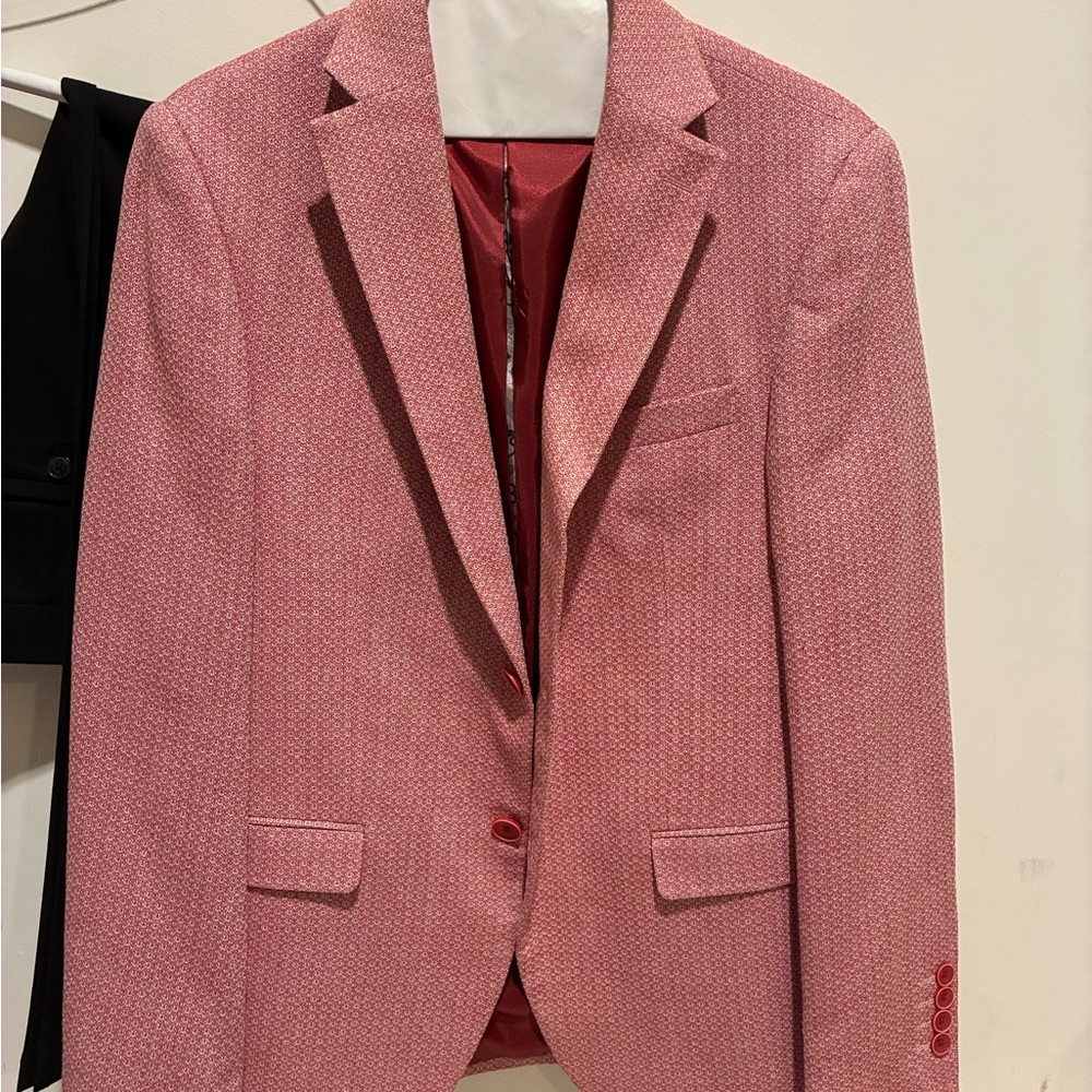 Modern Pink Sport Coat with Textured Fabric